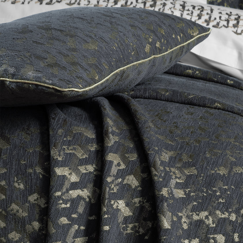 Castra Embroidered Double Duvet Set Anthracite (8 Pieces)