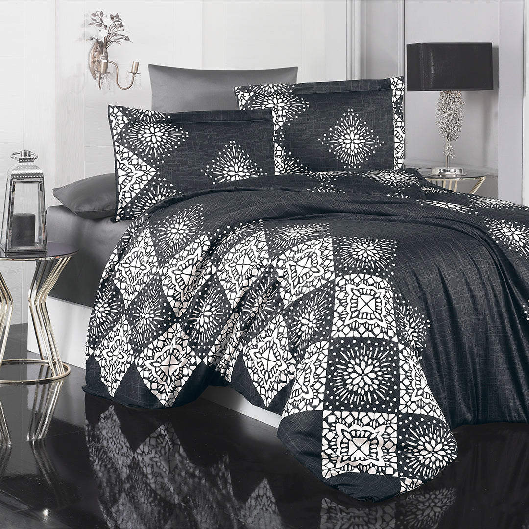 Hayra Çift Kişilik Baskılı Saten Nevresim Takımı Siyah (6 Parça)