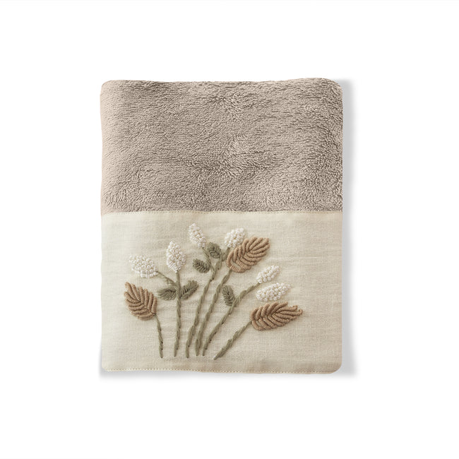 Льняное полотенце для рук с вышивкой бамбука