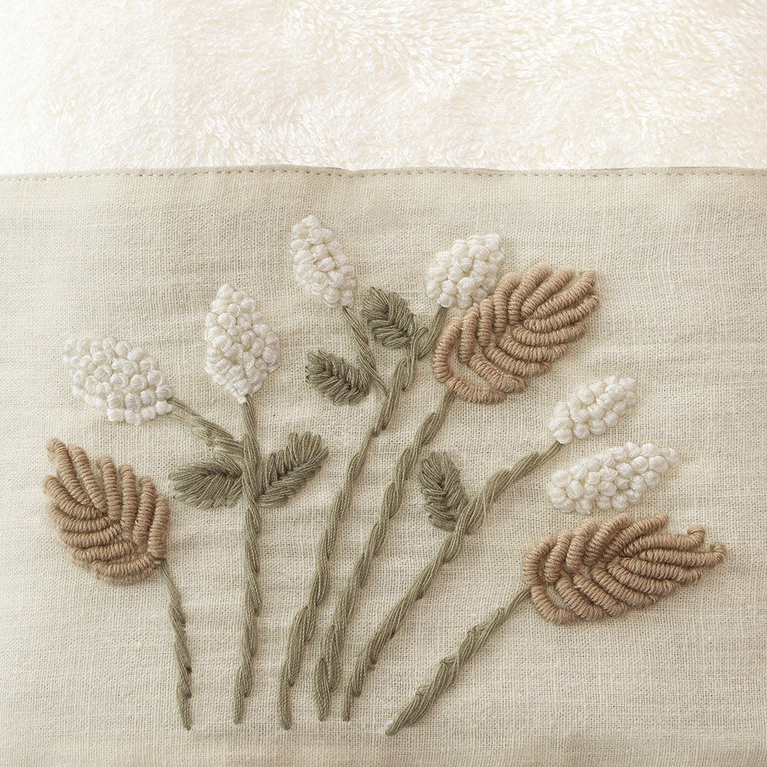 Лана Бамбуковое полотенце для рук с вышивкой