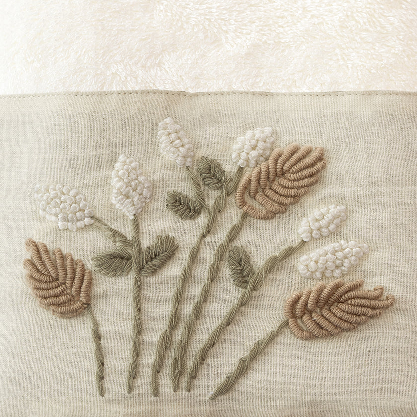 Лана Бамбуковое полотенце для рук с вышивкой