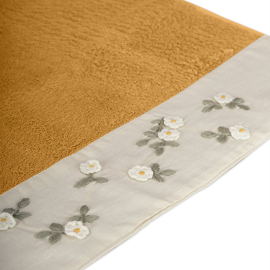 Махровое полотенце Nova Bambu с вышивкой