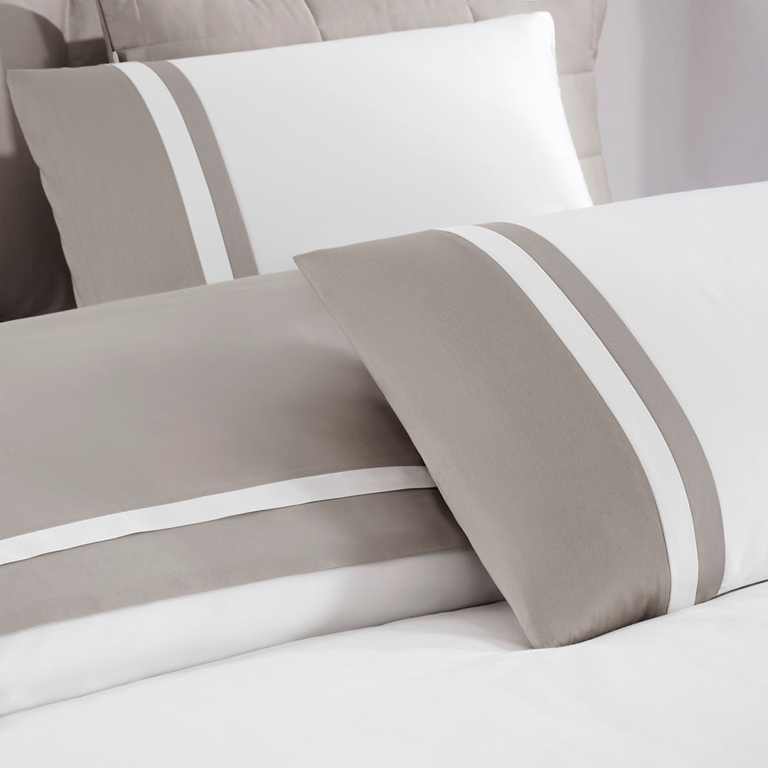 Vespera Çift Kişilik Nevresim-Yatak Örtüsü Takımı Bej (9 Parça)